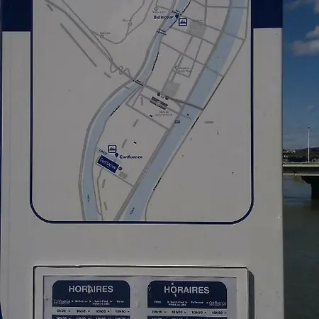 T3 55m2 & Garage, Proche Saone, Et 5 Min Vieux Via Metro D Апартаменты